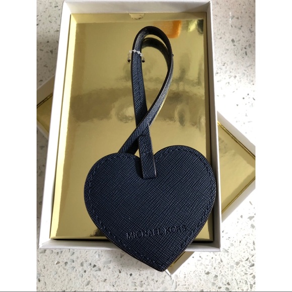 Michael Kors Navy Heart Leather Bag Charm - Picture 1 of 3